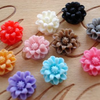10MM FLOWER CABOCHON